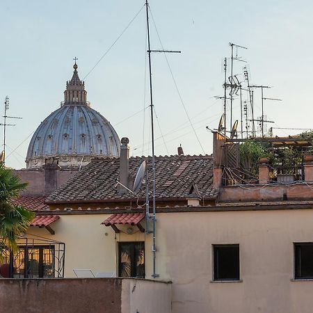 רומא La Porta Rossa Di Borgo - Vatican Luxury Suite חדר תמונה