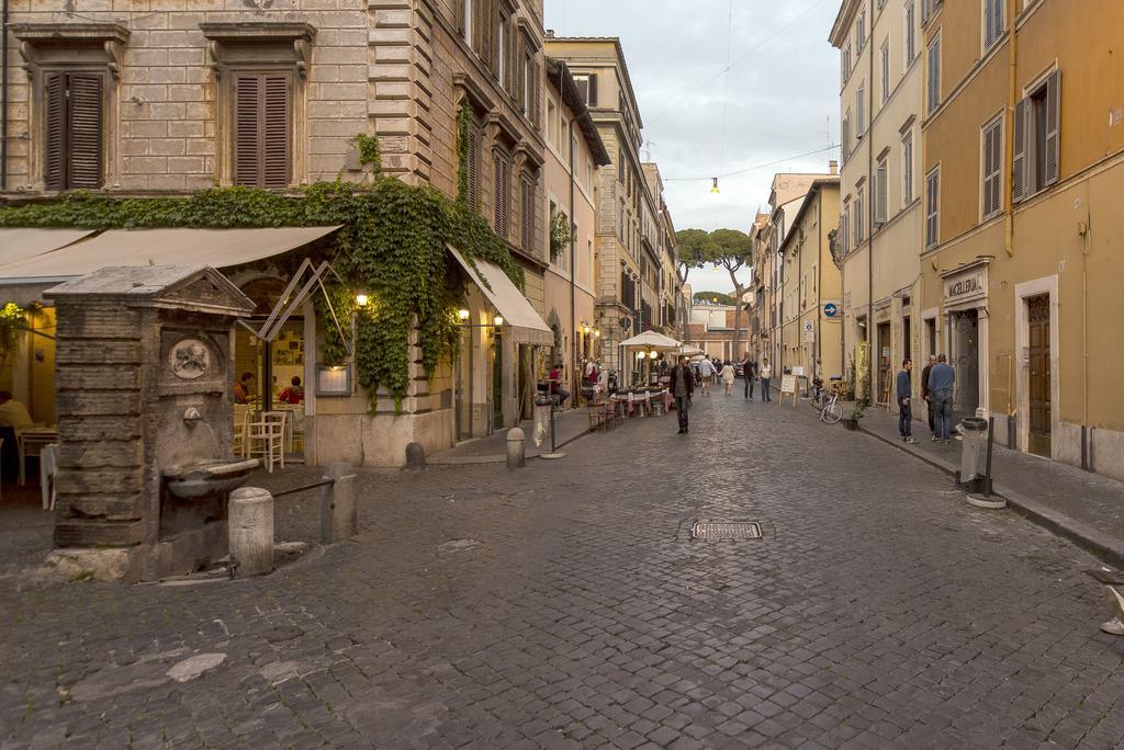 רומא La Porta Rossa Di Borgo - Vatican Luxury Suite מראה חיצוני תמונה