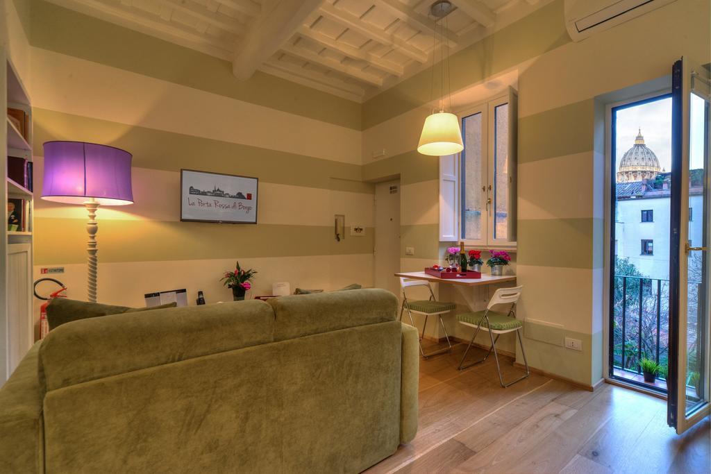 רומא La Porta Rossa Di Borgo - Vatican Luxury Suite מראה חיצוני תמונה